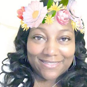 Meet your Posher, Lakeisha